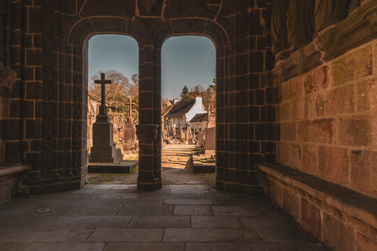 Cimeti&egrave;re breton, abbaye de Daoulas