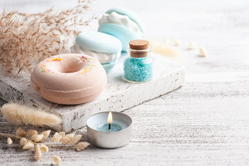 Spa composition with bath bombs