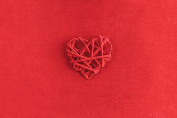 Fototapeta premium paper hearts on wooden background