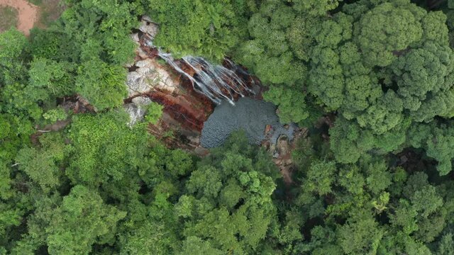 Flight over amazing Na Muang 1 Waterfall in Ko Samui