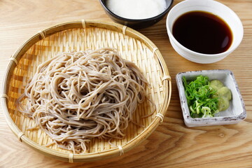 ざる蕎麦　盛り蕎麦
