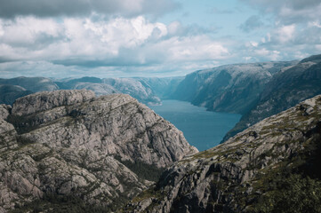 Fototapeta premium Ausblick vom Preikestolen über den Lysefjord