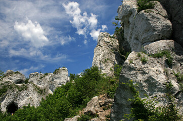 Rock formations in Polish Jura near Ogrodzieniec Castle, Poland
