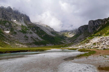 Naklejka na ściany i meble Fiume e bellissimo panorama dal sentiero che porta al rifugio segantini nella val Nambrone in Trentino, viaggi e paesaggi in Italia