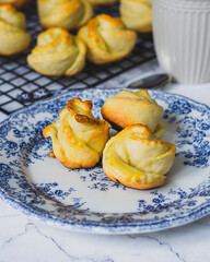 creamy and fluffy pastry