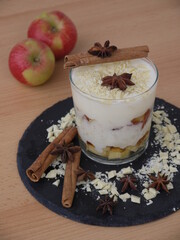 Mousse mit Zimt
