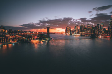 Fototapeta na wymiar night sunset panorama city new york sky beautiful cute brooklyn bridge summer sea lights building 