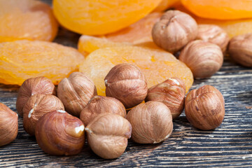 quality raw nuts ready to eat, hazelnuts
