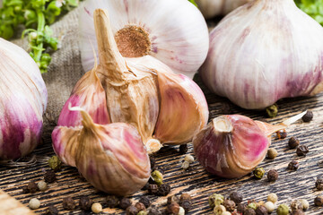 cloves of ripe garlic