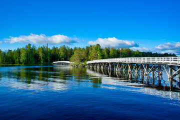 Finlandia, Jyvaskyla, white bridge