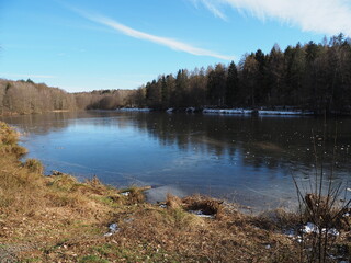 Glashütter Weiher - ein künstlich angelegter Weiher (eigentlich ein Stausee)...