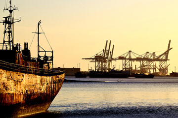 PUERTO DE MONTEVIDEO, URUGUAY, AÑO 2017