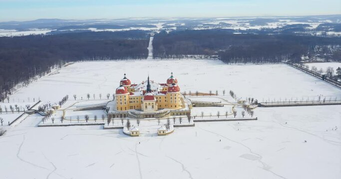 Tourismus Dresden und Umgebung - Schloss Moritzburg - Luftaufnahme