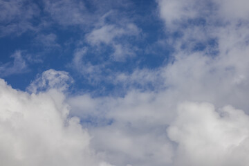 Obraz premium cloudy weather and sky background
