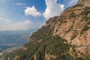 Fototapeta na wymiar Cliffs on the top of the mountain, strange stones on the Ling Tong Mountain, Zhangzhou, Fujian, China
