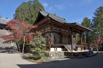 秋の神護寺　五大堂　京都市