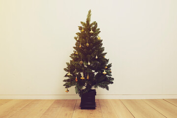 Fototapeta premium クリスマスツリーのインテリア