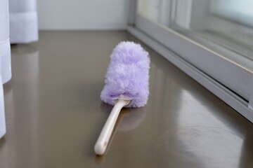 ほこりを取るハンディモップ