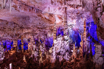 Grotte touristique