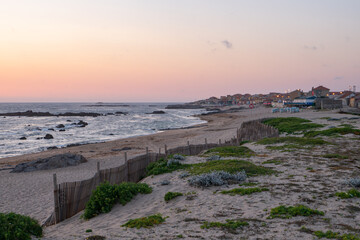 Fototapeta na wymiar Vila Cha village beach near Porto at sunset, Portugal