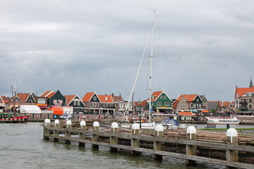 Fototapeta na wymiar boats in the harbor in the Netherlands