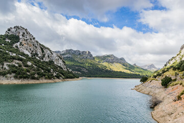 Mallorca - See Gorg Blau im Gebirge Serra de Tramuntana