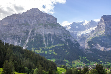 Obraz premium The Grindewald Valley in Switzerland on a sunny day