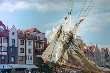 Gdańsk - port z perspektywy żagla © Dorota