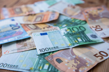 Obraz na płótnie Canvas Many euro banknotes