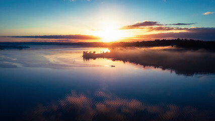 Naklejka premium Amanecer en Chiloé