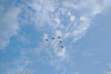 Airplanes in the sky
