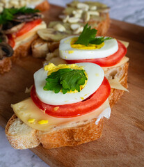 sandwich with tomato and cheese