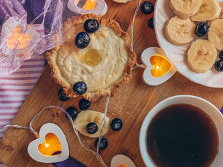 blueberry cheesecake and black coffee