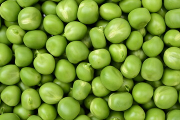 green peas background