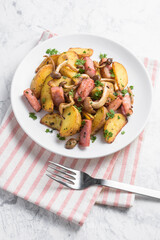 ベーコンとポテトの炒め物