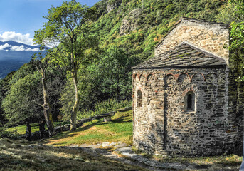 Founded in 726, the abbey enjoyed the support of Pepin the Short, Charlemagne, and Louis the Pious. After being destroyed by the Saracens in 906, it was rebuilt in the 11th century.