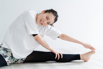 Fototapeta premium スポーツウェアの女性