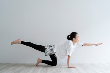 Naklejka premium スポーツウェアの女性