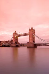 Fotobehang Snoeproze Torenbrug bij zonsondergang, Londen, VK