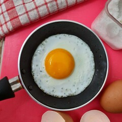 fried egg in a frying pan