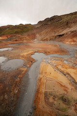 Activité volcanique sur le site de Seltún au sud du lac Kleifarvatn en Islande