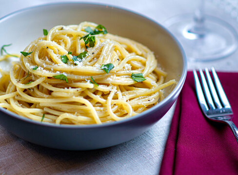 Spaghetti pasta dish