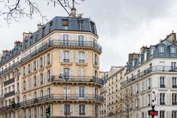Fototapeta premium Paris, typical facades, beautiful buildings in the center 