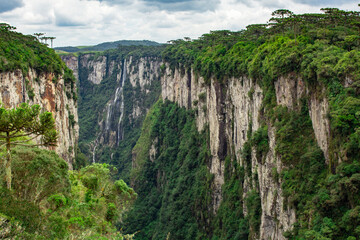Beautiful view of the Itaimbezinho Canyons in Cambar&aacute; do Sul. Brazil.