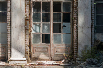 Abandoned palace with a piano in Bratoszewice, Poland 
