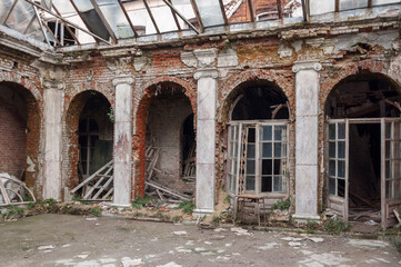 Abandoned palace with a piano in Bratoszewice, Poland 