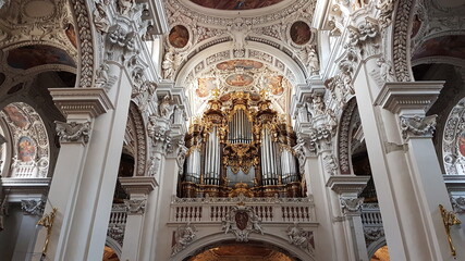 Magnificent baroque organ in St. Stephen's Cathedral, largest cathedral organ in the world in Passau, Germany - obrazy, fototapety, plakaty