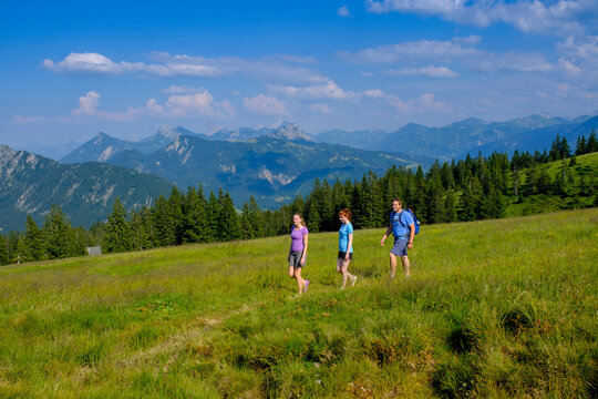 Hikers on way to Wertacher Hornle mountain