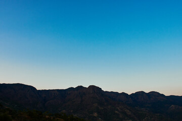 Obraz na płótnie Canvas vista panoramica de montañas 