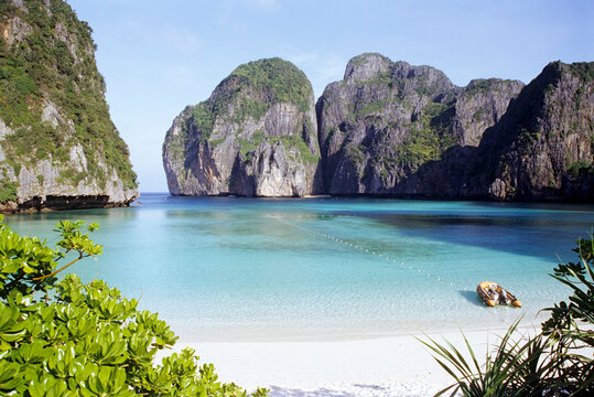 Maya Beach, Ko Phi Phi Island, Phuket, Thailand, S&radic;&ordm;dostasien, Asien 